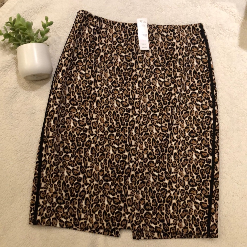 NWT WHBM Cheetah Skirt Size 8
